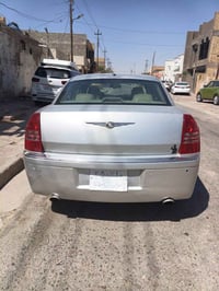 كرايسلر 300 • مكينة ٥٧٠٠ • موديل ٢٠٠٨