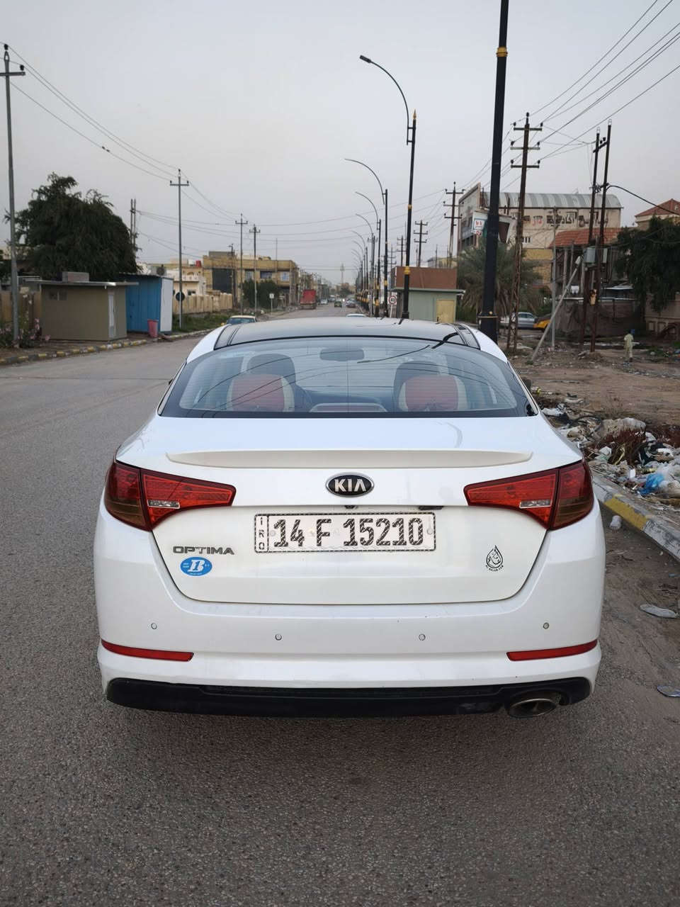 اوبتيما 2013 خليجي مكينة 2000 
بارد شويه عن قبق البانزين 
ومصبوغ قليل كلش 
فول مواصفات حساسات اشاير بالمري بانوراما بصمة تشغيل وبصمة ابواب حدادية جديدة تخم تاير جديد 
السعر 142 وبيها مجال مكاني الناصرية ***********
