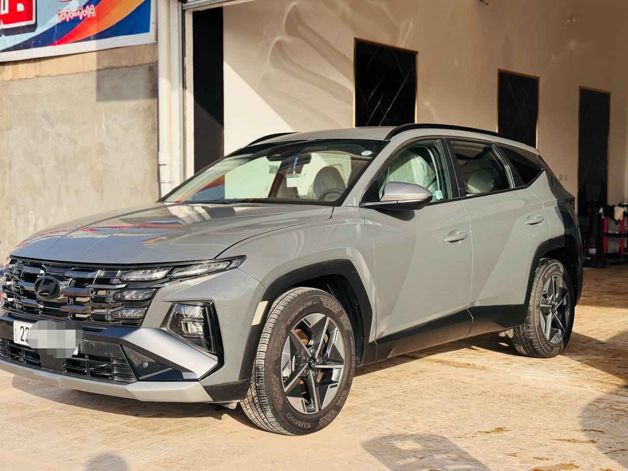 توكسان 2025 حادث خفيف أربيل دولي لون مميز السعر ٢١٥.
***********
***********
