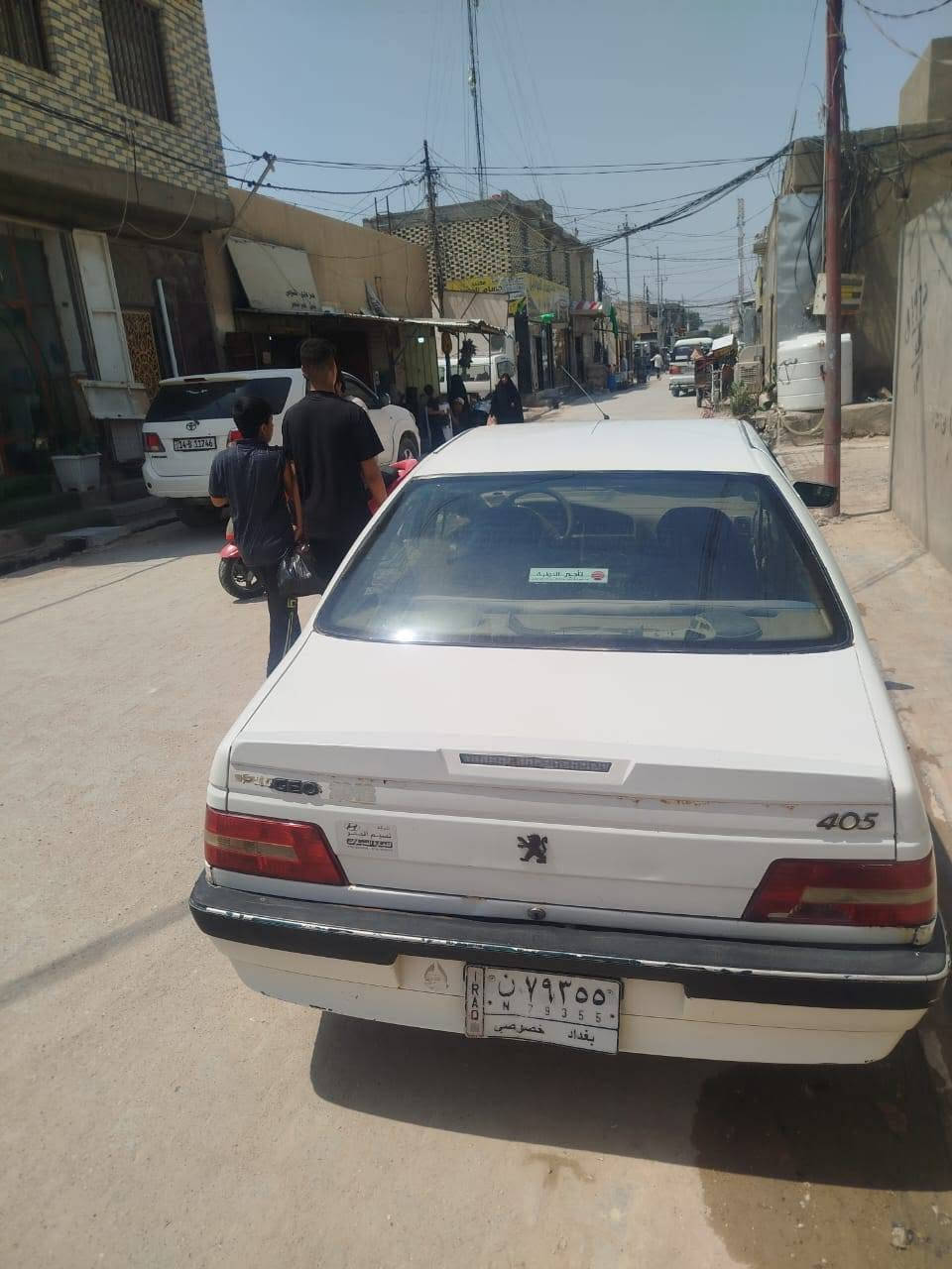 سلام عليكم للبيع بيجو 405مديل ٢٠١٢ سيارة رقم بغداد مشروع وطني سعره ٣٠ وبيه مجال للاستفسار ***********
