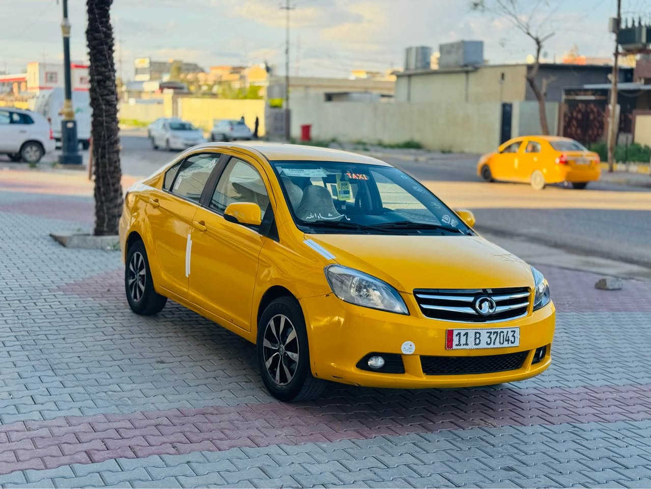 السلام علايكم 
كريت ول موديل 2011
 شاشه ايبات حساس خلفي 

ويل كرم  داخل اصفر 
كير محرك بشرط لا صوت لا صرف لا بخار 

كير محرك يارس  سياره بدون ضرر 
بدون خياس   بدون معجون 
 

رقم بغداد دولي سنويه مشروع 
دفتر بانزين موجود نقاب مصفره

سعره 48 بي مجال قليل 
*********** كركوك, العراق
