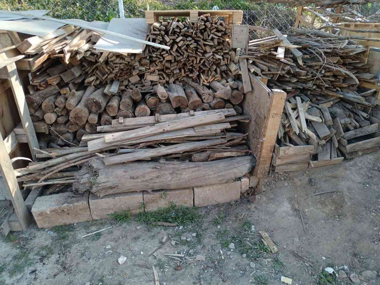 مجموعه خشب للبيع كل شي و سعره


**إذا كنت صاحب هذا الإعلان وتريد حذفه لأي سبب، رجاءا أرسل رسالة إلى الدعم الفني**