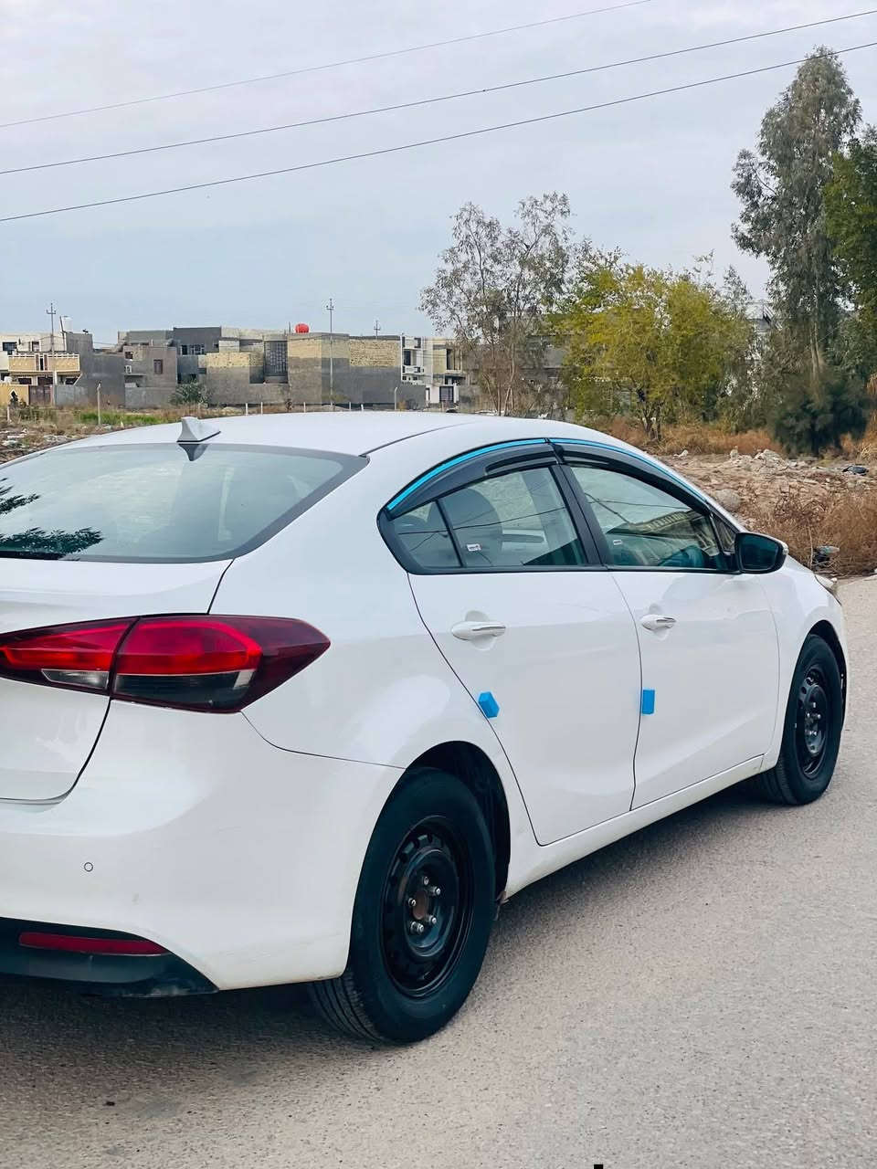 سلام عليكم فورتي للبيع 2018 مكفوله من الدعاميه للدعاميه خير من الله السعر 115 وبيها مجال
رقم بغداد مكاني بغداد الدورة رقم ***********
