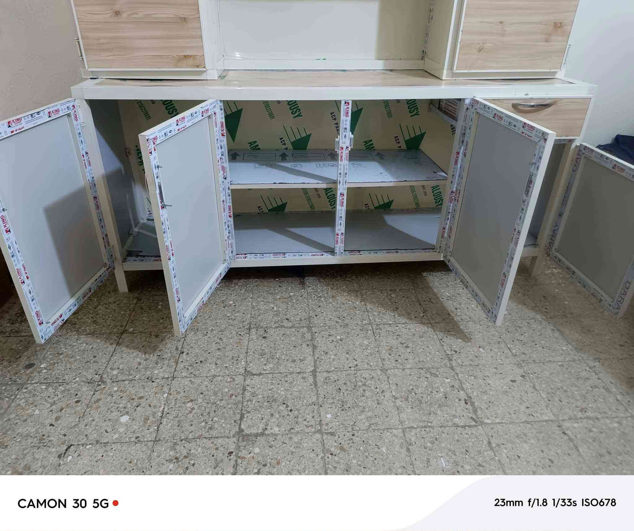 كاونتر المنيوم سوكي نضيف ٣قطع 
السعر ٢٠٠
العنوان الجولان 

***********
