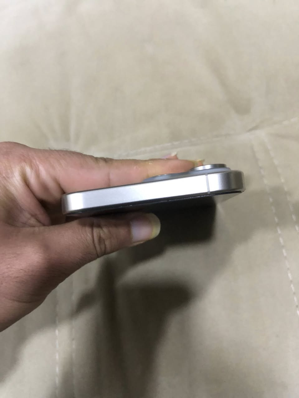 ايفون 15بروماكس جهاز نضيف كلش خدش مابي  بلادي ملحقاتة كاملة بطاريتة98شريحة وحدة عنواني المشراق الجديد رقمي للتواصل ***********متوفر واتساب السعر 1150
