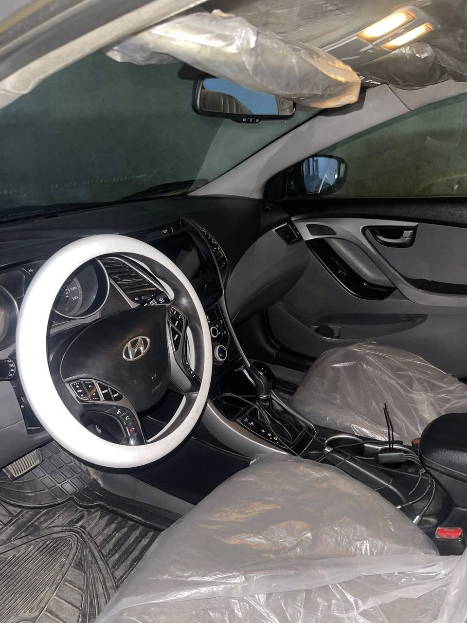 النترا 2014 امريكي لون اصفر 🟡
محرك 1800 جيد جدا صدر امامي خلفي جديد تخم تاير جديد السياره جاهزه من كل النواحي ادامه للمحرك والكير رقم بغداد الدولي بسمي تحويل ثاني يوم هيئه مصفره   
حادث السياره جاملغ جهت السايق والبنيد والسونار موجود 
مكان السياره بغداد التاجي قرب الكاضميه  السعر 116 ورقه وبيه مجال حك الجيه 
للتواصل *********** بي واتساب
