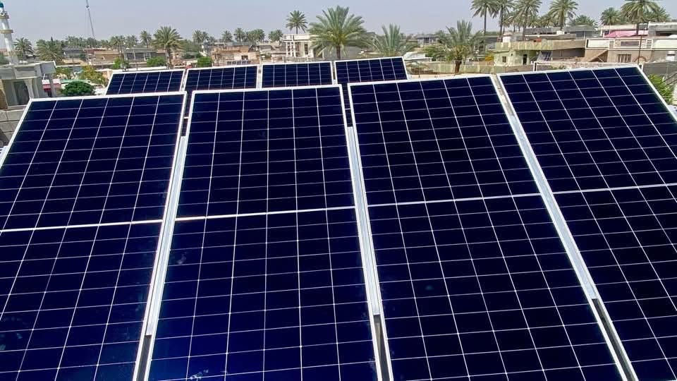 تم بحمد الله تنصيب منظومة طاقة شمسية 16 امبير لابن العم ابو عبدالله.

📍الموقع: ديالى / قضاء الخالص / الدوجمة

‎تجهيز منظومة منزلية 16 أمبير نهارأ و 16 أمبير ليلاً 

✅الواح مستخدمة لونجي هيمو x10   قدرة 645 واط 
‎عدد: 8 ضمان 10 سنة 

✅جهاز انفيرتر Deye off grid 6kw ip65
‎  عدد:1 ضمان 5 سنوات 

✅بطارية  نوع ليثيوم deye حجم 16kw 
عدد:1 ضمان 5 سنوات  

 الهيكل المعدني حديد ثقيل مغلون ضد الصدأ وبسمك 2 ملم .

📍محافظة ديالى / قضاء الخالص.

للاستفسار:
***********📞
***********📞
