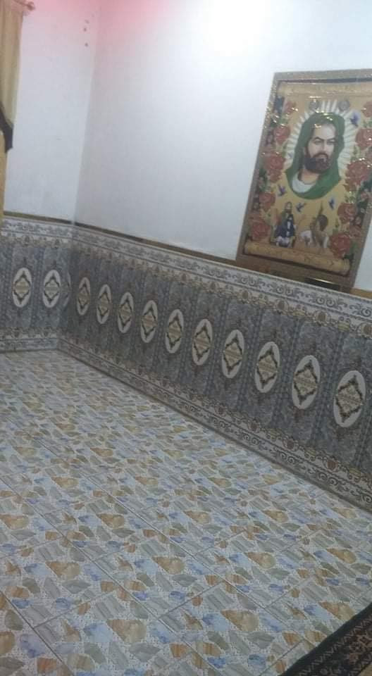 السلام عليكم مكلفه بالنشر بيت للبيع مساحه 100 متر مربع سبع قصور
شارع ابو فارس عل شارع عريض بناء جديد كامل بي استقبال وغرفه نوم وصاله ومطبخ وصحيات كله كامله واي استفسار هاذه رقم صاحب لبيت *********** /  ***********
