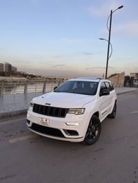 ‏JEEP GRAND CHEROKEE 2019 S  جيب فئة:    S  وكاله : ليث العبيدي  موديل...