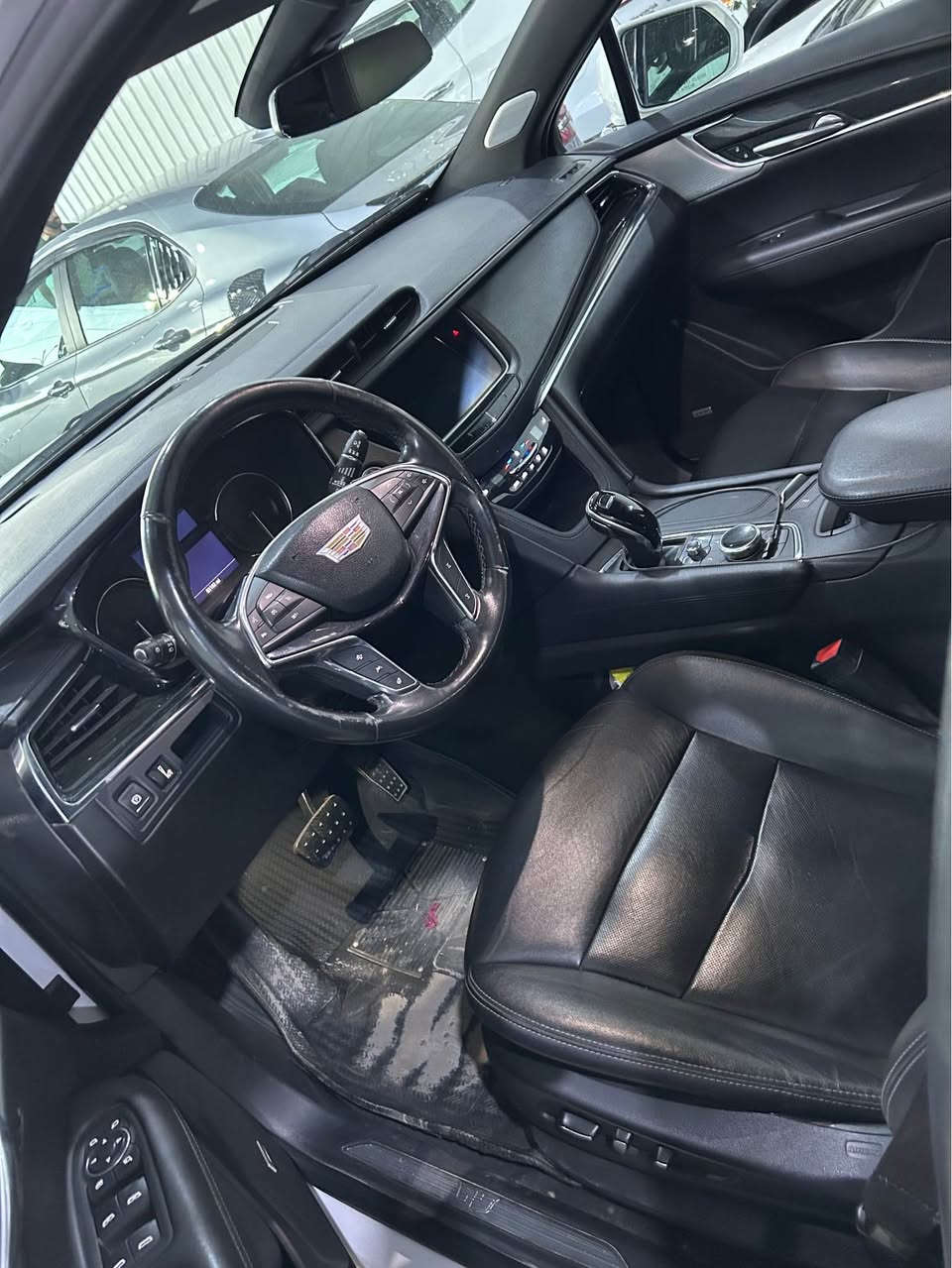 كاديلاك XT5 موديل ٢٠٢٠ رقم سنوي جديد بدون ضرر بدون صبخ بي بس تعديل بارد 
محرك ٢٠ توربو 🚀🚀
مواصفات 350T  فول فول للاخير
بصمة
تشغيل عن بعد
لايت ليد
لايت زينون
بگ لايت ليد
كشن جلد
كشن كهرباء
كشن ميموري
كشن هيتر 
استيرن كهرباء
بانوراما
بريك بصمة
صندوق كهربائي 
صندوق شاپ
سماعات BOOS
***********
سعر 185 بي مجال
للبيع او مراوس كركوك, العراق
