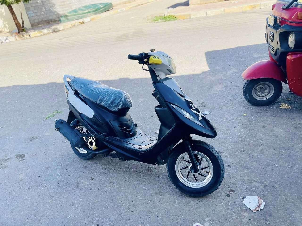 سلام عليكم مرخصت صاحب الكروب ماكس عدله البيع بوشه ٥٥ كلجات بلاد دراجه خير من الله تجي وتشوف بعينك باقي تفاصل ع تصال *********** ميسان ناحيه السلام
