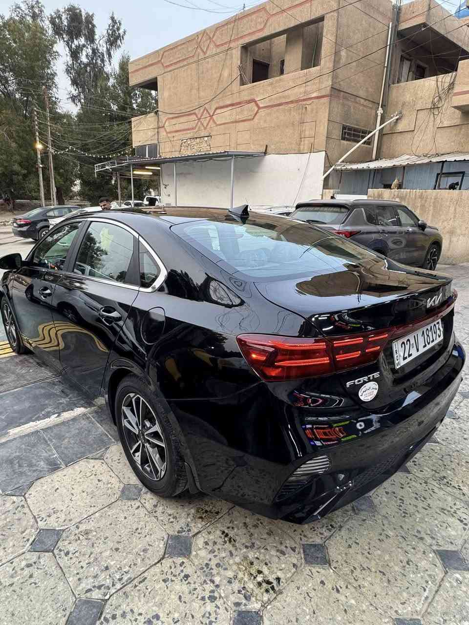 سلام عليكم لبيع فورتي موديل 2023 سياره جديده فول ماعده لبصمه قطعتين تبريد هيترات كشن هيتر بل ستيرن سياره خير من الله بيه جاملغ لمامه بجهت سايق شبر صبغ بيه كلير من امريكا 3 قطع صندوك وباب وجاملغ لخلفي بل عراق جاملغ لمامي عكس سايق بارد يرباك مطاك كير مكينه تبريد بل باكيت 
سعر 145 بيه مجال 
***********
***********وتساب

