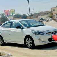 سياره اكسنت للبيع موديل 2013 مكينه 1600 فول سياره جديده احلى من الصوره...