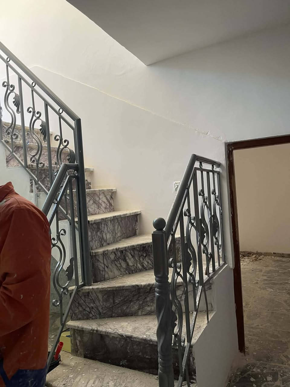 سلام عليكم تم اكمال بيت في حي الحسين بشراف المكتب الهندسي اخوكم أمير الصباغ
***********
