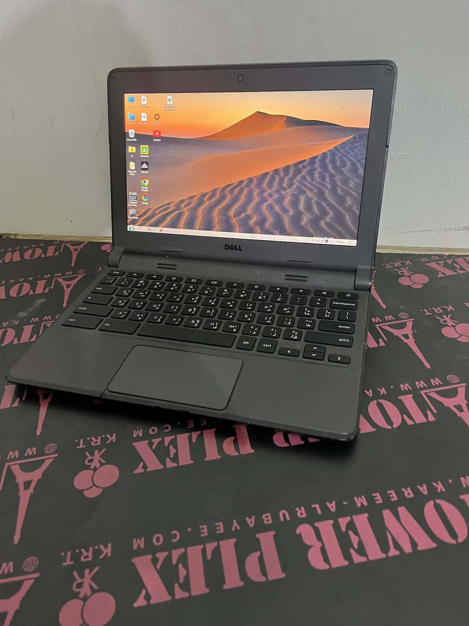 السلام عليكم 
للبيع لابتوب  دلل
سعر٦٠الرقم ***********
