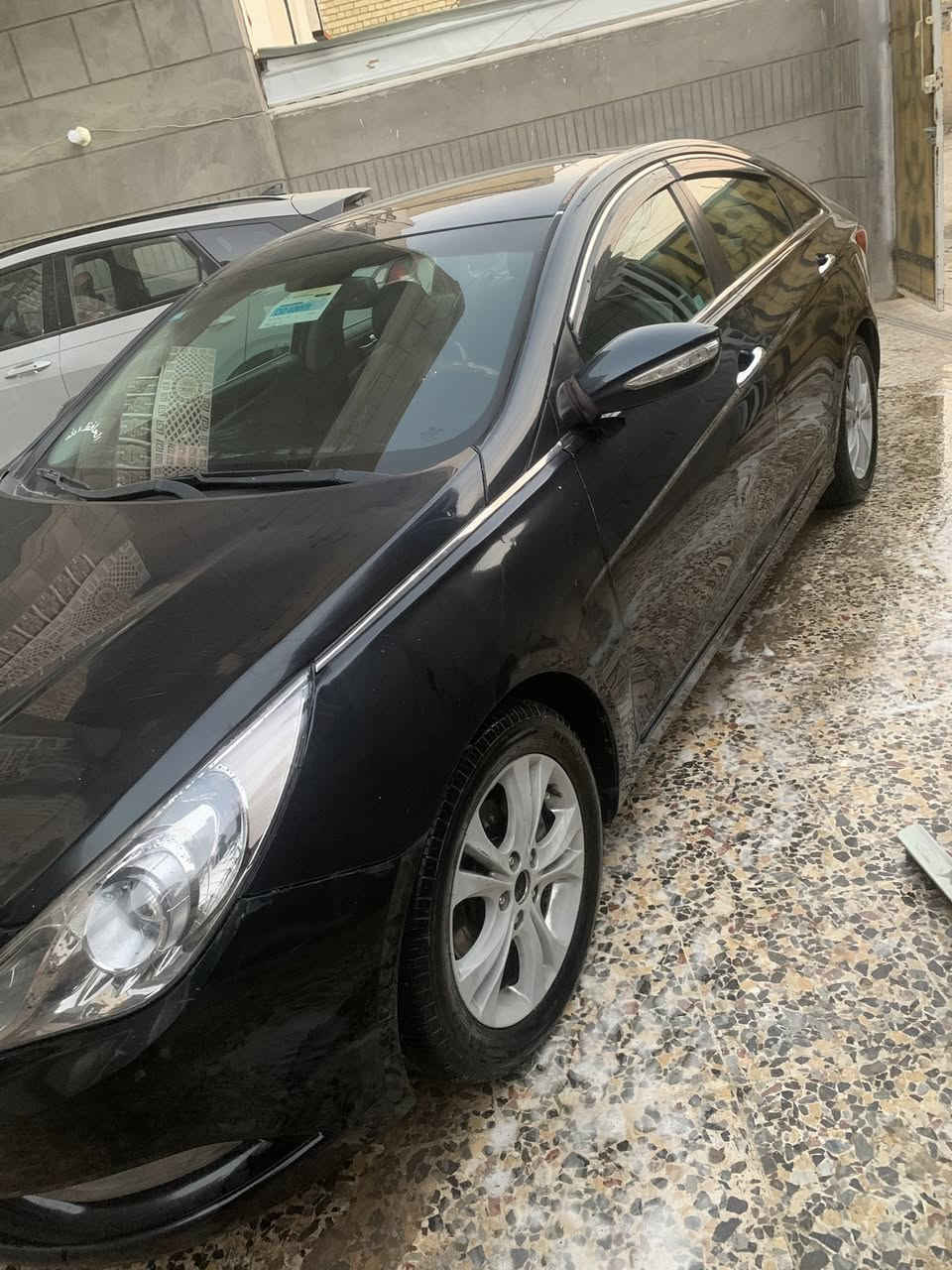 السلام عليكم للبيع سوناتا 2011 وارد أمريكي فول بصمه تشغيل بصمة أبواب فتحه تحكم ستيرن وأشاير بالمري تدفئه كشنات فول مابيه اي نقص جاهزه تبريد محرك جديد هوه وتفرعاته رقم بغداد بأسمي بيه جاملغات وبنيد صبغ فقط بدون حادث والسونار موجود داخل الصور السعر 95 وبيه مجال حك الجيه … بغداد الامين الثانيه  ***********
