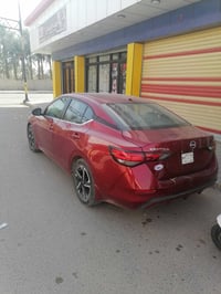 للبيع نيسان سنتره 2024 SV..  حره منفيس ب أسمي…  ماشيه 15 الف…. قطعه وح...