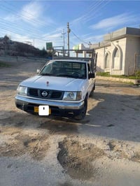 نیسان. ٢٠٠١ تەبریدە. پاوەر. نیە. مەکینەو. گێرو. ئەکسلی. بەشەرت.  مەکین...