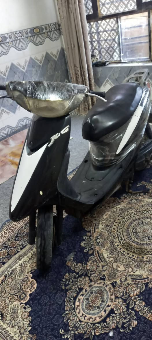 عصفوريه ٦٠ دراجه شغاله خير من الله سعر ١٧٥ بغداد الشعله ***********
