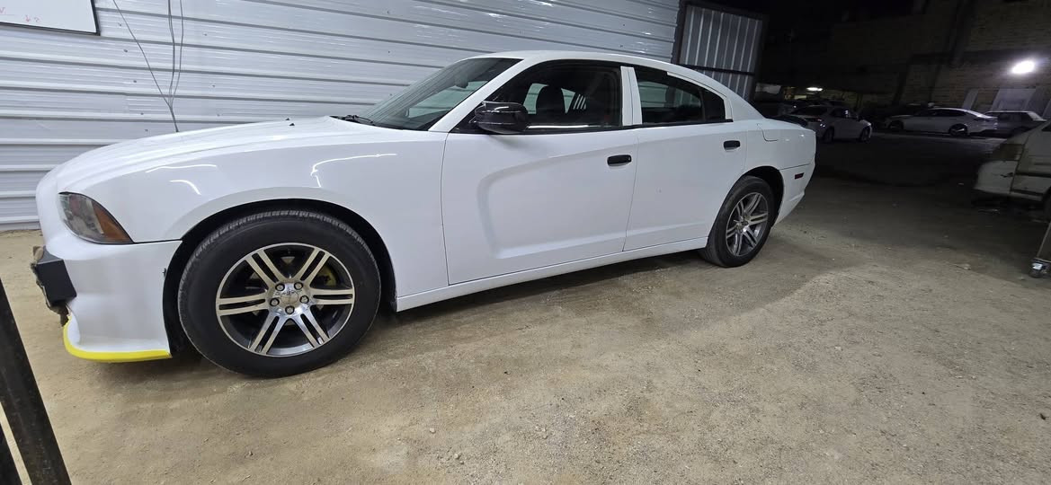 السلام عليكم
چارجر 12 معلايه 14 رقم بغداد 

كير مكينه بحاله ممتازه تبريد ممتاز 

صوت ب الاكسل 

السياره خير من الله السعر ع الخاص


**إذا كنت صاحب هذا الإعلان وتريد حذفه لأي سبب، رجاءا أرسل رسالة إلى الدعم الفني**