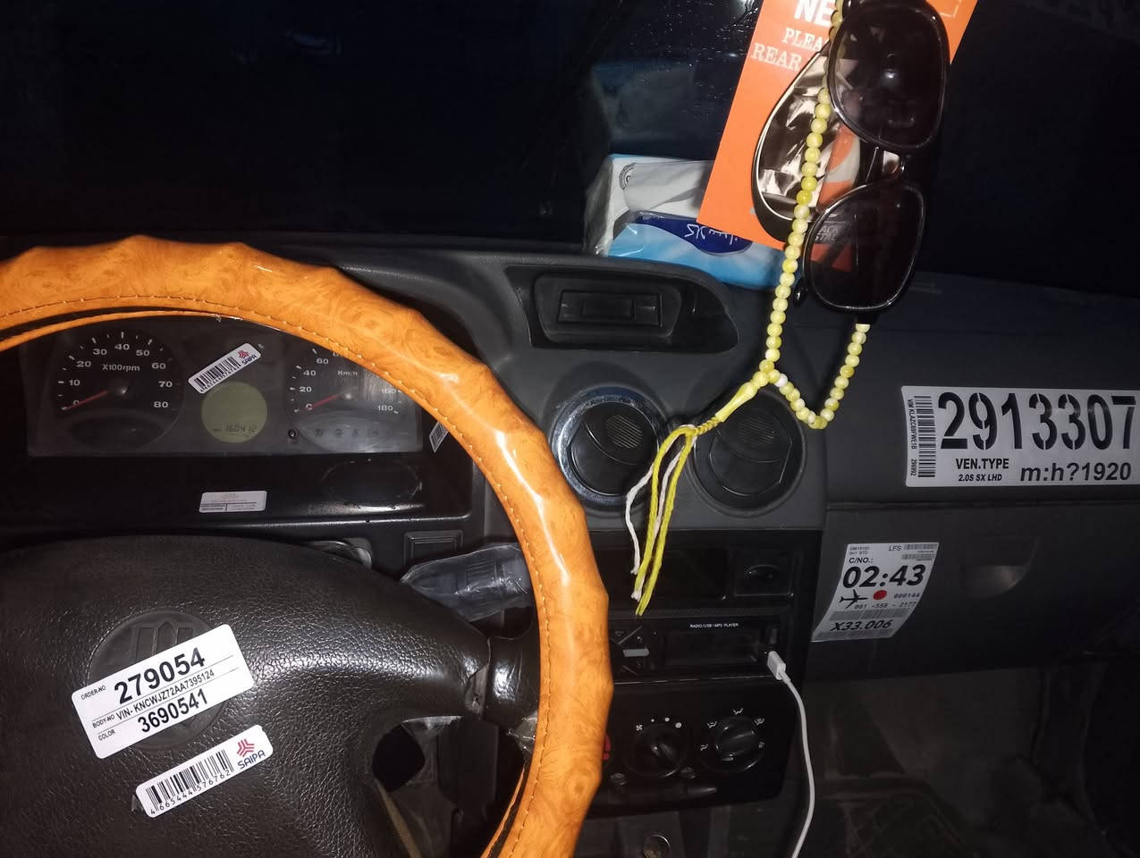 سلام عليكم سايبه دمعه سياره جاهزه عل اخر حبايه كهربايات تبريد رقم انكليزي هيئه  وغرامات مصفره سياره جاهزه عل اخر حبايه فدوه لا تواعد اذا مو شراي مكاني الحمزه الشرقي هاذا رقمي ***********
