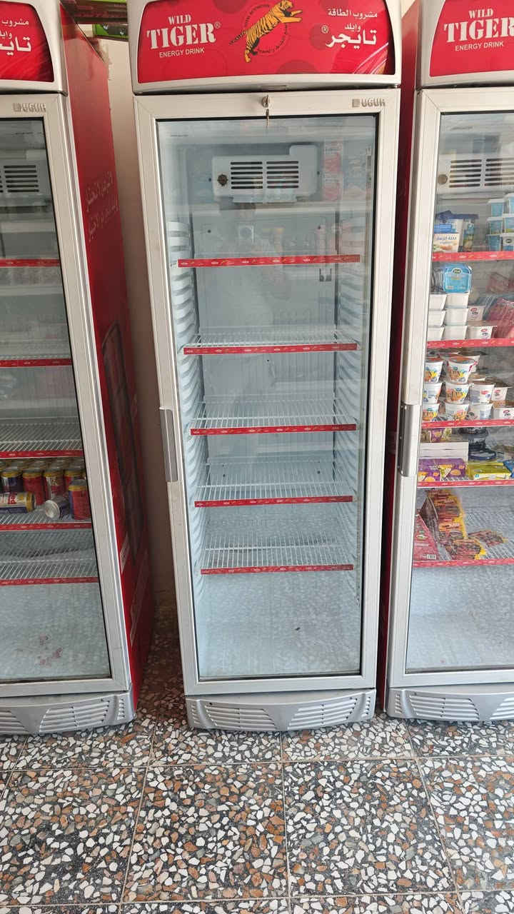 عارض عدد اربعه التركي ابو الحاسبه زائد مجمد السطحيه زائد رف احطاطه الطول زائد رفوف واللي رقم الهاتف العنوان ابو غريب عمارات السكنيه ***********
