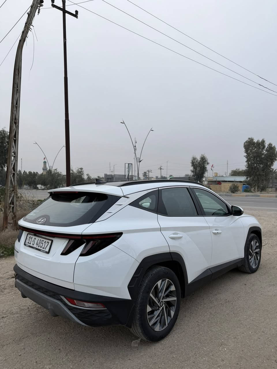 السلام عليكم
للبيع توسان 2023 
رقم بغداد الدولي 
وارد خليجي مكينة 2000 دوش 
فول مواصفات 1/1 
بانوراما وشاشة جبيرة 
ماشية 57 الف حقيقي 
السعر / 212 وبيها مجال بسيط 
مكاني/ ديالى جديدة الشط 
للاستسفار/ ***********
