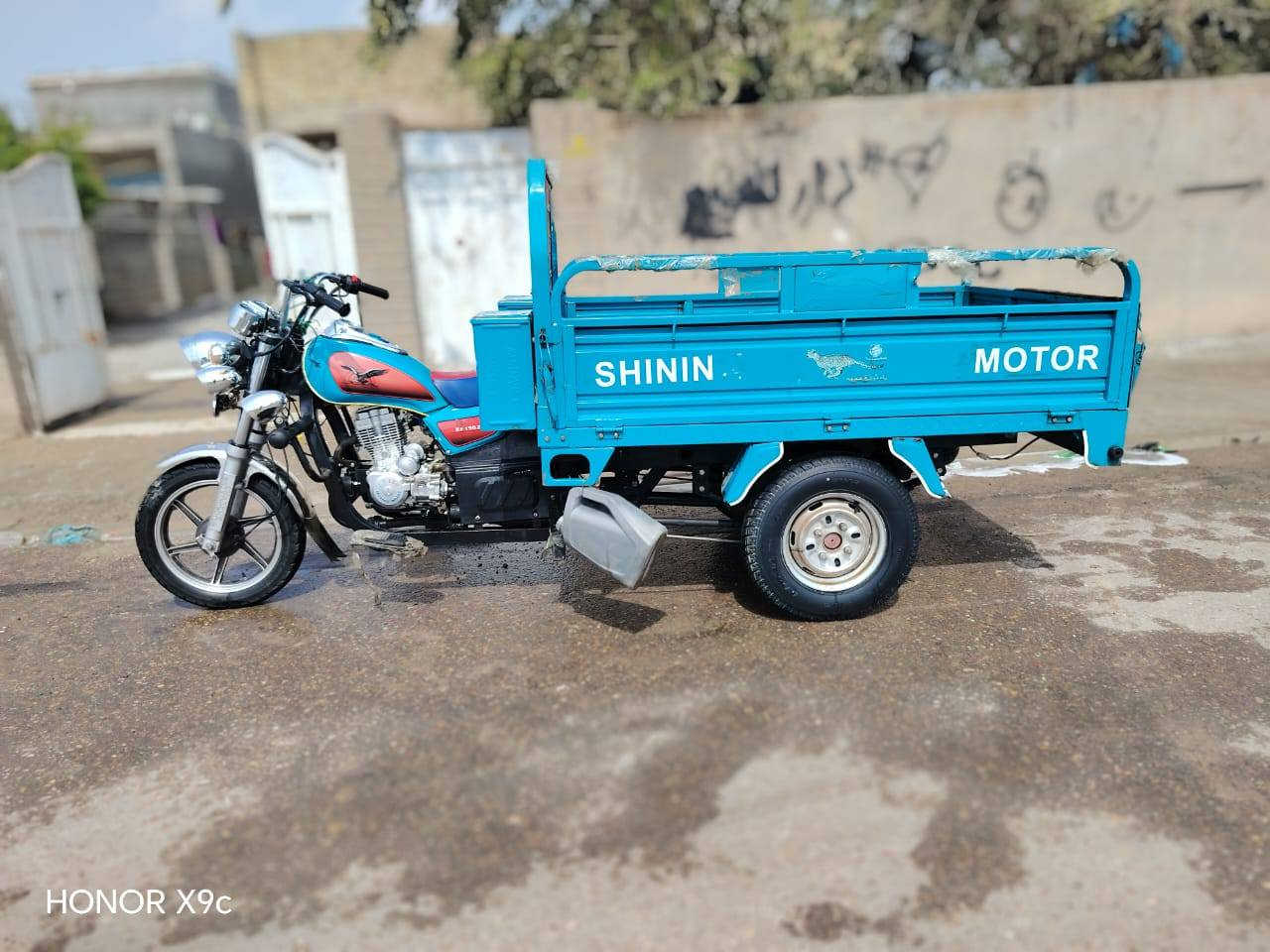 سلام عليكم شباب ستوته للبيع موديل 2023 خير من الله ستوته كلش حلوه عداد
كتروني تخم تاير جديد وراق كامله وصولي مو كنر 
   2400 وبيه مجال  مكاني بغداد المعامل     رقم ***********
😊
