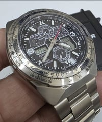 سيتزن اصلي • زجاج زفير • قطر ٤٧