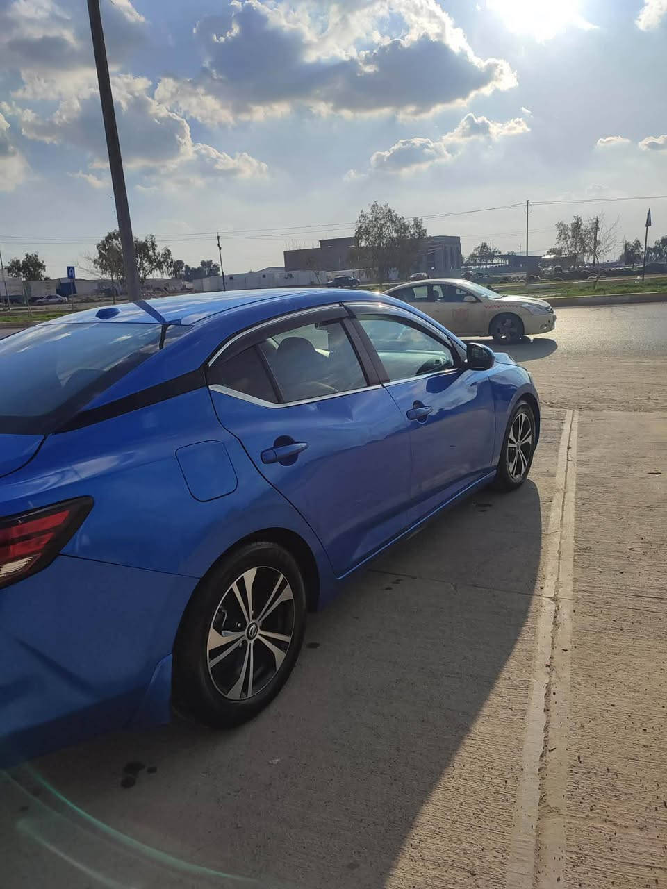 Nissan Sentra 2023 SV
بۆنیت و بستیک جاملغ بۆیاغە 
دوو پارچە تبدیل شریکە
بێ ناوگرتن 
ایرباگ سوکان و شان
سیارەیەکی جاهیزە بێ مەسرەفە
بەناوی خۆمە 
سعر ١٣٠ مجال
شوین هەولیر
***********
*********** أربيل, العراق
