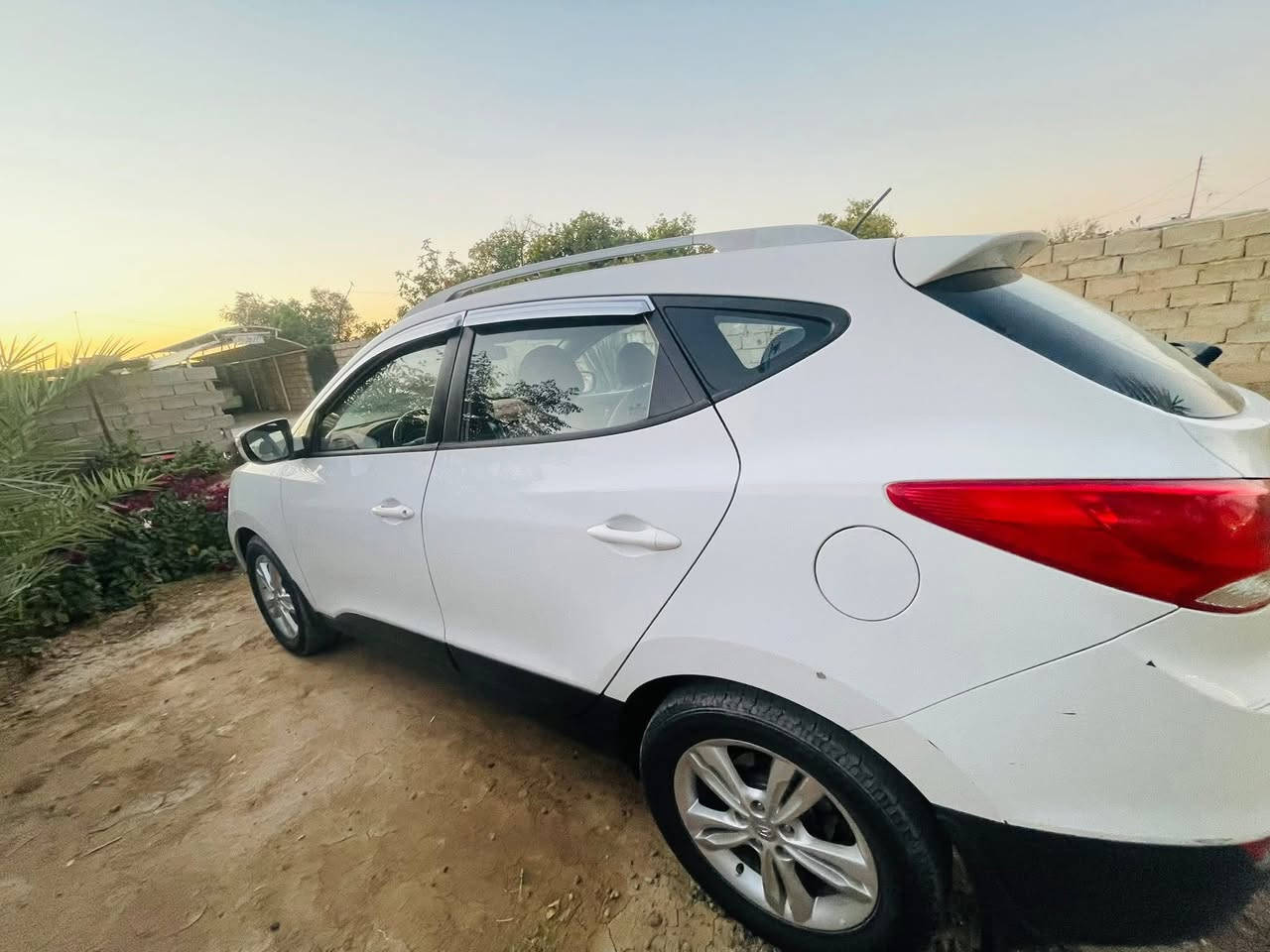 سلام عليكم ورحمه الله وبركاته. توسان 2013خليجي للبيع سياره جاهزه من كلشي ومابيها اي ضرر عده بل باب بارد ولباقي كير ومحرك خير من الله محرك 2000 
***********
مكان صلاح دين الدجيل
