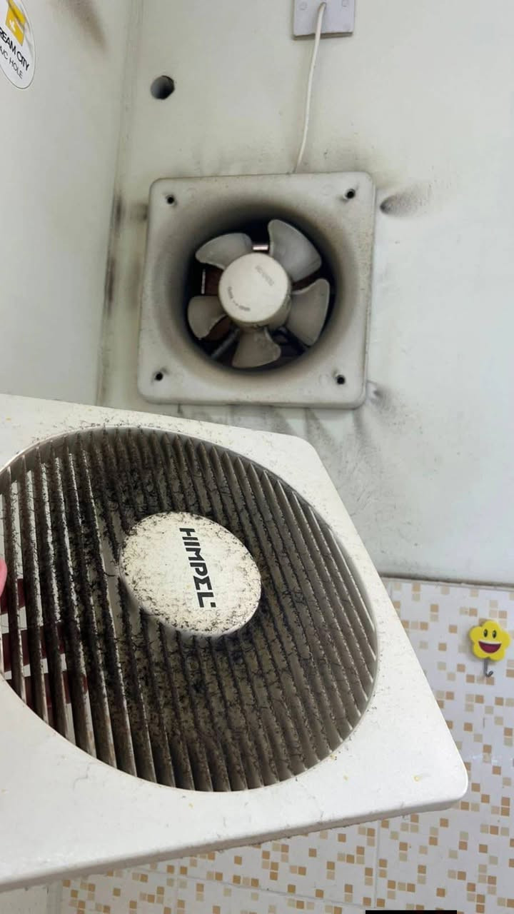 تم و بفضل لله.. تم تنضيف وتعطير شقه الاخ الراقي ( أبو زيد المحترم ) #بلوكB3 عماره 307 مساحه 100 متر .. مدة العمل 8 ساعات  امنياتنا و دعواتنا للاخ أبو زيد ان يجد الخير و السعاده في سكنه الجديد .. تحياتي لكم الاستفسار مراسله الصفحه او اتصل على الارقم 📞 ***********
