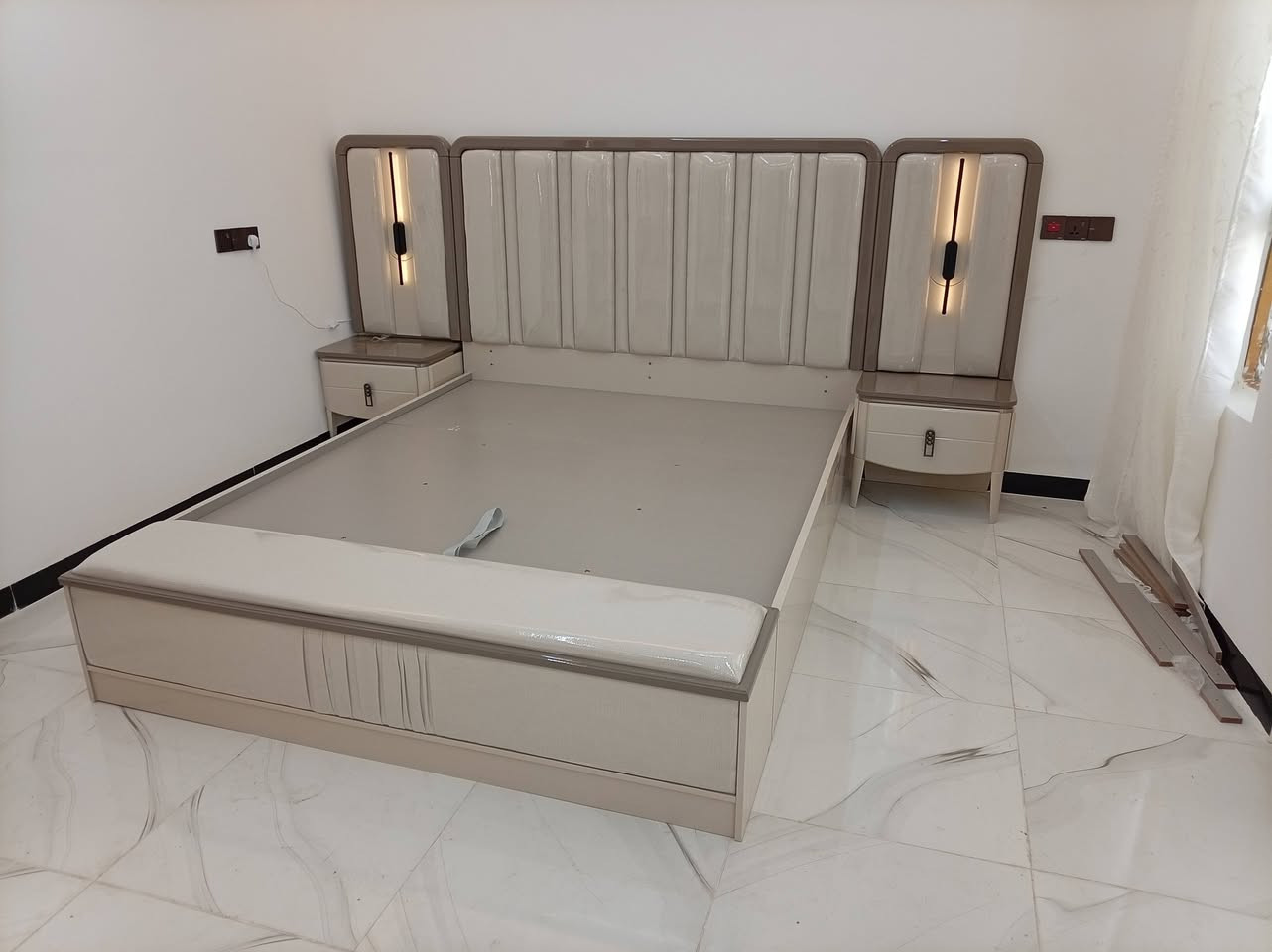 جمال غرف نوم تركي اصلي
ضهر بلوك برغي جوي حديد صبغ حراري ضمان فتح وشد أكثر 10مرات
معا اسعار جمله شد ونقل مجاني جميع محافظات
الحجز مراسله صفحه
*********** واتساب
