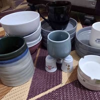 مساء الخير والعافية عليكم حبايب هذا عرض اليوم بسعر مناسب جداً 7مواعين ...