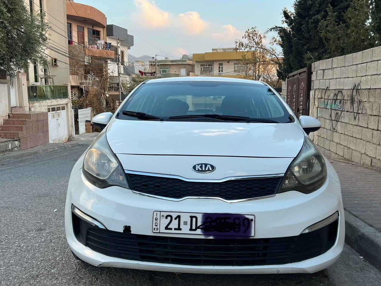 السلام عليكم كيا ريو ٢٠١٧ سنويه جديدة رقم سليمانيه شرط تحويل وغرامه قطعه وحدة بيها جاملغ الأمامي سيارة كلش نضيفه مكينه وكير بشرط ماشيه 81 حقيقي فول مواصفات ماعدا فتحه  مكينه جبيرة abs مانع انزلاق شاشه كامرة سعر 94وبيها مجال 
بسيط  مكان سيارة سليمانيه


**إذا كنت صاحب هذا الإعلان وتريد حذفه لأي سبب، رجاءا أرسل رسالة إلى الدعم الفني**