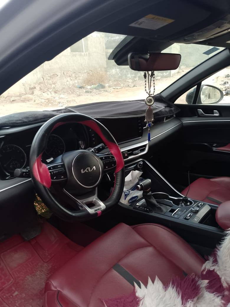 سلام عليكم كي فايف البيع موديل 2023  حره مثني ضربته بس بك لايت الوره الباقي مكفول بصمه فول مدور ثاني يوم سعر 200وبيه مجال شعدك سياره مروس ترهم اتصل او رسلني ***********
