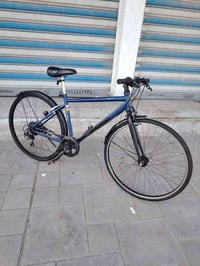 وبركاته بايك موديل سي ٧٠٠  حجم ٢٨  باله ياباني وضع حاويه فول   نضافه ف...