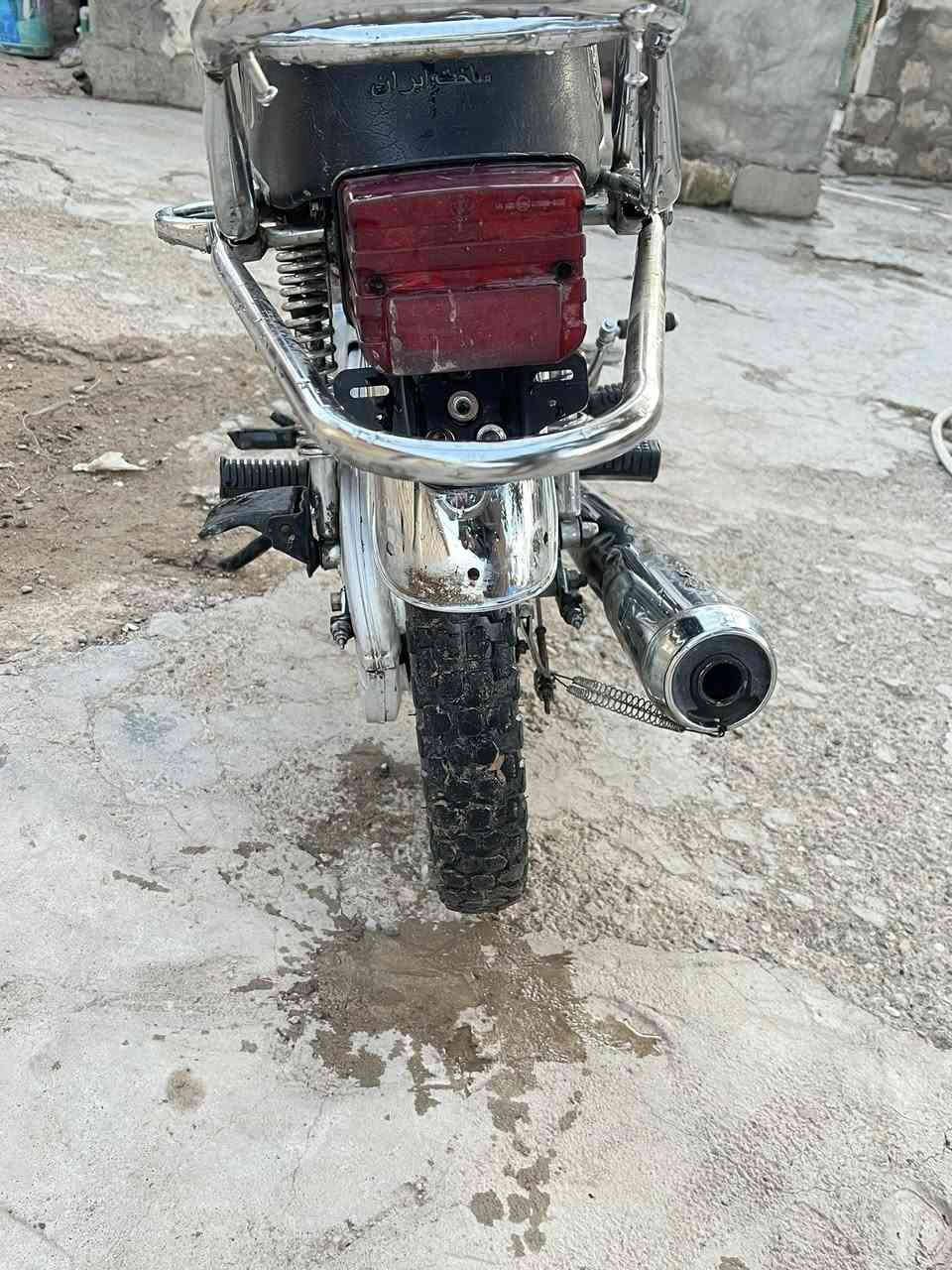 السلام عليكم شباب دراجه نامي برو موديل 2019 نضافه فول لا صرف ولا بخار شلعه فول سعرها(260 )وبيها مجال الشراي يتصل***********

