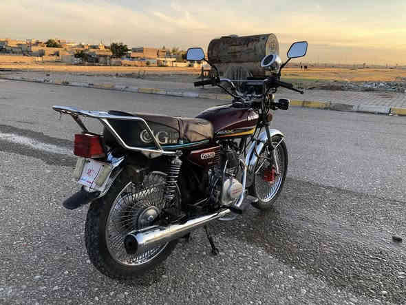 سلام عليكم دراجه للبيع سونيك 24محرك كبس شرط لا صرف لا بخار لا صوت دراجه بل جيس ماشيه قليل كليج الكتروني كهربيات وضع شركه مابيها برغي نقص جديده كلش سعره 540وبيها مجال قليل رقم موبايل 

‭0787 763 7458‬
