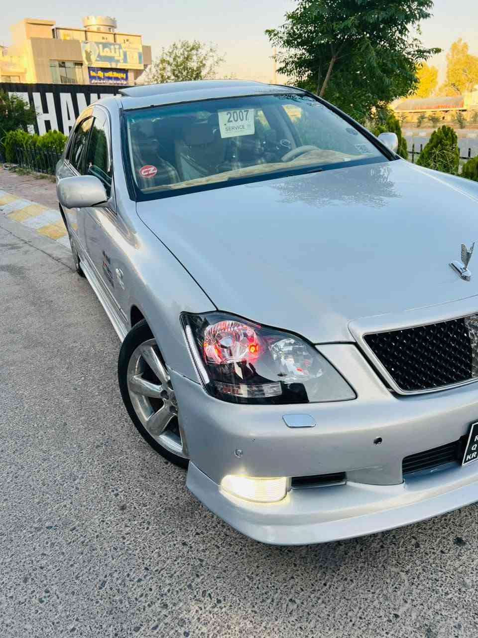 بەناوی خوای گەورە 

شاهینە بڕاوەوە بڕاوە 182

مۆدیل 2005 کامل کراوتە 2007

کوشن کارەبا 

ناوزەردی ساج مەلەکی 

سڵایتە 

شاشەو کامێرا  

پیش حاسە 

ئاوێنە شەفتو کارەبا 

قەترە لێدراوی نیە 

شانسی کۆسەرە و کەفەرکۆراو لێدراوی بەشت 

گێرومەکینە بەشەرت 

ڕۆنی گێرومەکینە ی کۆڕاوە 

کۆدی بۆکراوە بەناوی خۆمەوە 

سەیارەکا هین ماڵە هین مەعرەز نیە

سعری 54گڵاو مەجال 

لەچەمچەماڵم  موشتەری نیت سەری خۆتو خۆمش مەهێشێنە 

***********
***********

لەخزمەتی هەموو لایەک
