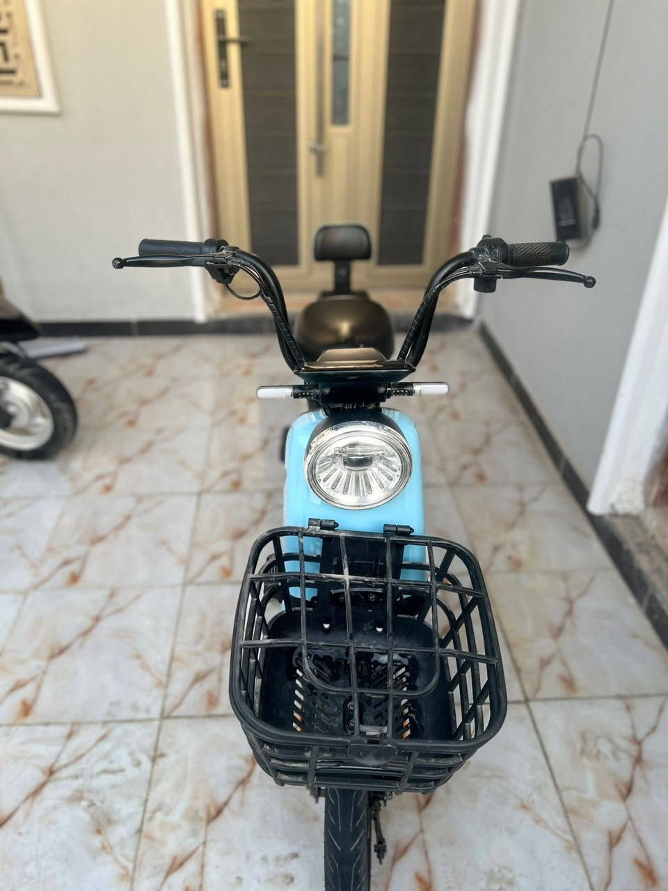 دراجه شحن للبيع ستخدام قليل 
جديده *********** 
السعر 300
ناصريه
