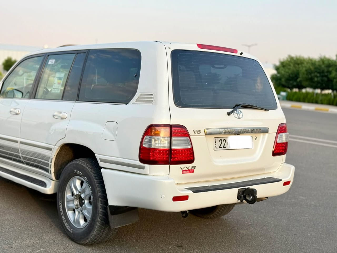 سەرەتا بەناوی خوداتۆیۆتا لاندکرۆزەر مۆدیل ٢٠٠٧ 
مواسفات ليگزز Vxr ی 8 پستۆن 
سەیارەکە قەپات قەپات مواسفاتى جه گ و وينجه 
سلاید ناوزەرد تۆماتیک دیفلۆک شاشە ليگزز سى  ریز کوشن ناو فۆرمیکا سەلاجەگيچ زينون  زۆر مواسفاتی تر سەیارەکە رەقەم یەک جوان و خاوێنە نمونەی جوان و خاوێنیە بى بوياغ بى ته عديل ته نها ٤ په نجه كارتيكى بچوكى هه يه  ماباقی هیچی پێوە نیە هيچ مواسه فاتيك نيه تياى نه بيت و ئيش نه كات فول فوله زۆر رێک و خاوێنە حسابى سفرى بوبكه گیر و مەکینە و اکسل بەشەرتە سه نه وى و ره قه مو ژينگه ى هه موى نوييه ره قه م هه وليره 
سعری 246  وەرەقە و مه جاليكى برايانه 
*********** 
vaibar +watsapp كويسينجاك, أربيل
