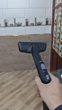 مكنسة كهربائية • توصيل متوفر • التواصل فالصفحة