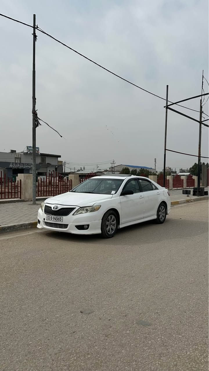السلام عليكم 
كامري ٢٠٠٧ محدث ٢٠١١ وياضي فول مواصفات للأخير فتحة شاشة كامرة تحكم مري كشنات جلد تحكم كهرباء رقم بغداد سنوية جديدة 
السيارة بيها صبغ ٣ قطع مو مثل خواتها محزمات 
سعر السيارة 92 ورقة وبي مجال كلش بسيط 
مامتواجد على الماسنجر فقط اتصال على الخط
رقمي *********** حلة, بابل
