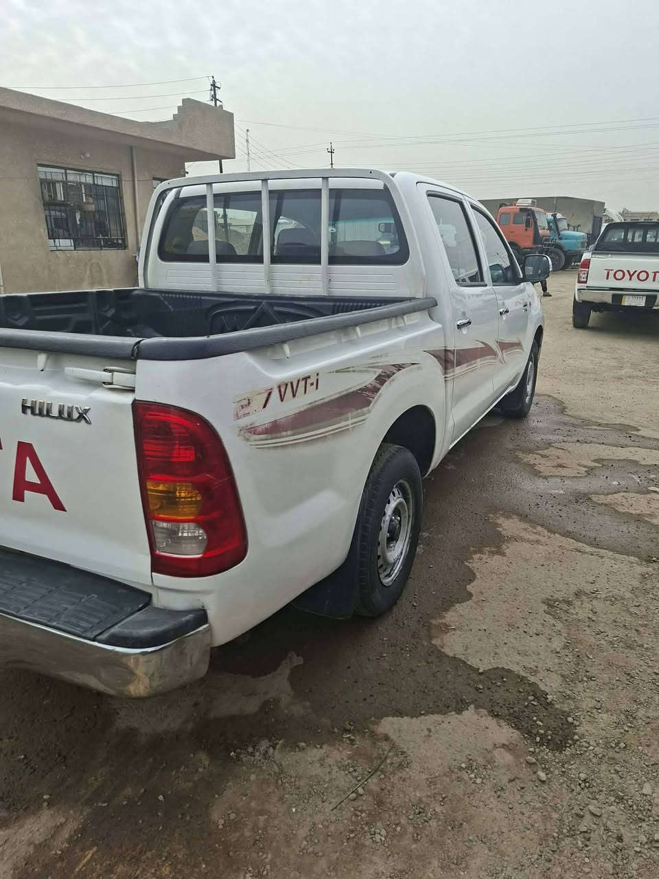 للبيع هايلوكس موديل 2011 
رقم اربيل راعيهه شرعي بغداد شرط تحويل كير عادي سياره كفاله عامه 
سعر سياره 152وبيها مجال 
***********
