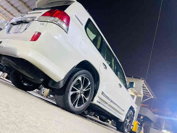 لاندكروز ستينية 2011 السونار مرفق بـ المنشور السعر المطلوب 290 وبيـ مجال العنوان ميسان ابو رمانه ***********
