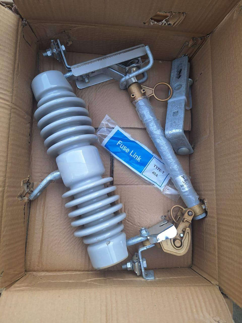 السلام عليكم ورحمة الله وبركاته مستعدون لبيع وشراء المواد الكهربائيه وكافت انواعها في عموم العراق المكان سامراء العباسيه خط السريع مجاور محطت بلاد الرافدين 
***********
***********
