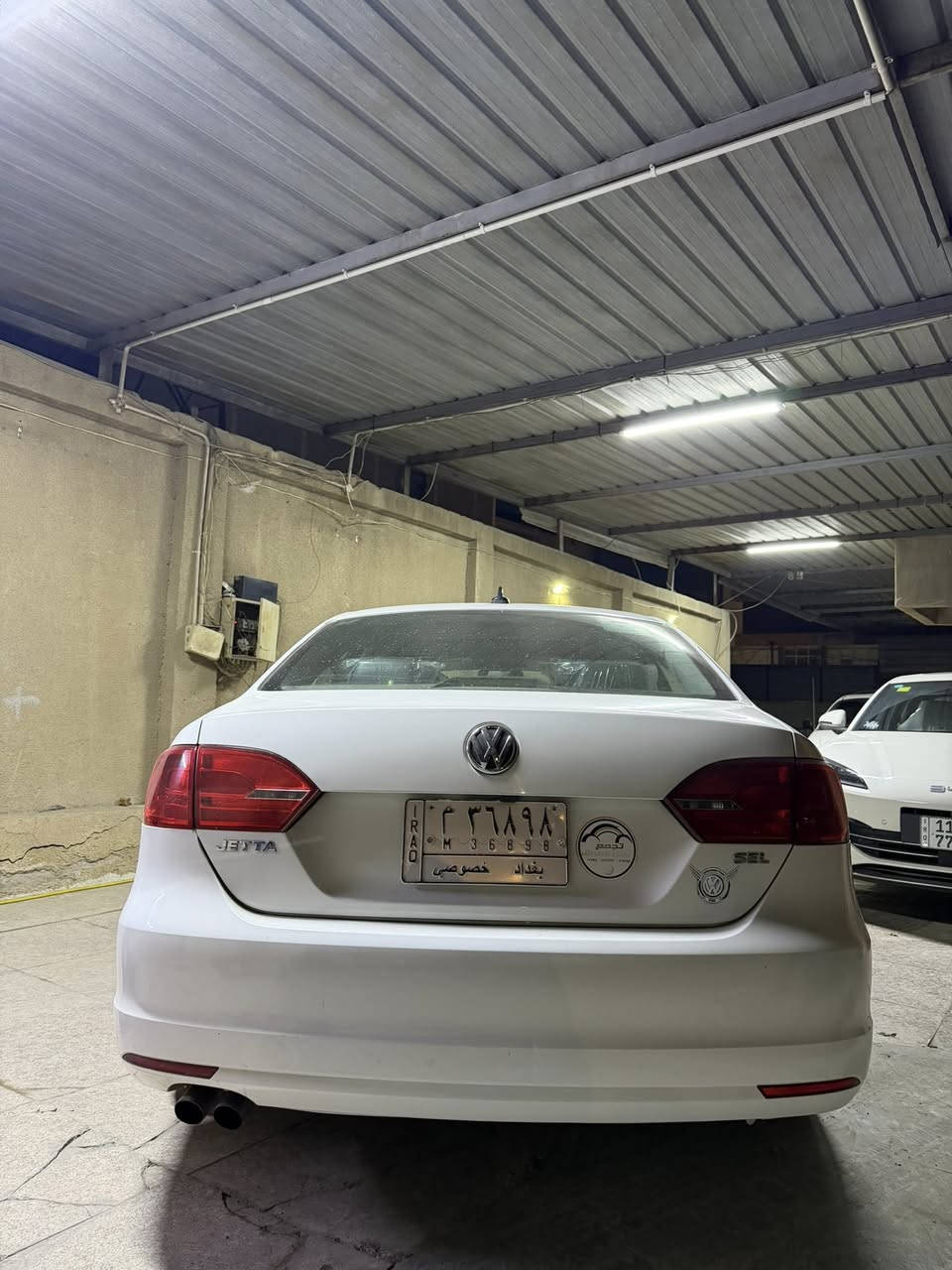 السلام عليكم
جيتا 2014 للبيع 
محرك 1.8 تيربو 
مواصفات sel
بصمة تشغيل
بصمة ابوب 
كشنات تدفئه 
كشنات جلد 
فتحة سقف 
سستم سماعات فندر
هيتر مري
و باقي مواصفات ال sel المعروفه 
الحادث جاملغ وبنيد 
البنيد مبدل نفس اللون بلادي وجاملغ مصبوغ 
ماشيه 49 الف ميل 
مكاني بغداد الاعظميه 
السعر 135 وبيها مجال 
للتواصل 
***********
