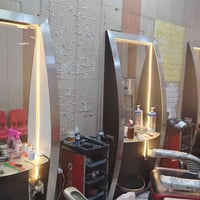 ميز حلاقة ٣ • ميز أدوات ٢ • البصرة حي الحسين