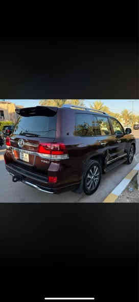 2017 Toyota Landcruiser · Suv · المسافة المقطوعة: 111000 كم

السلام عليكم 
تيوتا لاندكروز 2017
فول مواصفات 
كشنين كهرباء
فتحه سقف 
داخل جلد 
2ايرباك
السياره
V8
4600
السياره مكفوله كفاله عامه عدا ربع بالبنيد شخوط خباثه نصبغ على كده
مكاني بغداد السيديه
السعر 447ورقه وبيها مجال 
*********** بغداد
